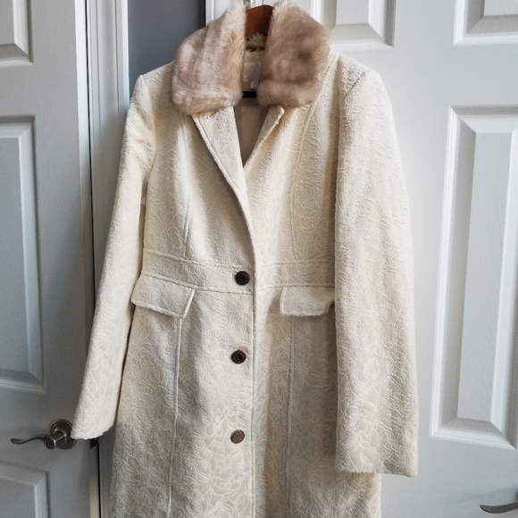 Xhilaration Cream Coat - Picture 1 of 7
